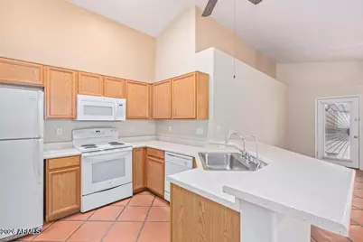 8190 W Behrend Drive, Peoria, AZ 85382 - Photo 7