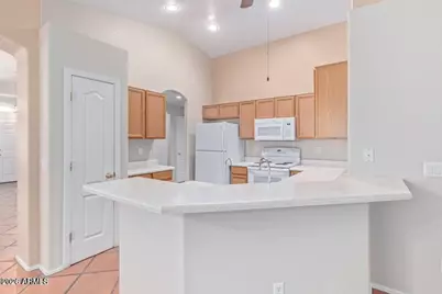 8190 W Behrend Drive, Peoria, AZ 85382 - Photo 9