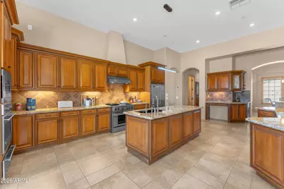 19538 W Pierson Street, Litchfield Park, AZ 85340 - Photo 21