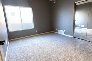 1601 E Glenhaven Dr, Phoenix, AZ 85048 - Photo 17