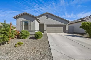2022 E New Bonnet Ln, San Tan Valley, AZ 85140 - Photo 1