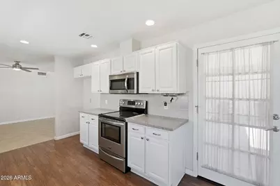 9118 W Taro Lane, Peoria, AZ 85382 - Photo 7