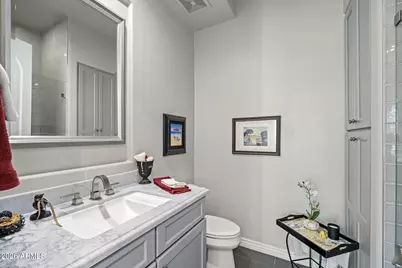 5427 E Berneil Drive, Paradise Valley, AZ 85253 - Photo 13