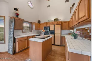 16609 E Emerald Dr, Fountain Hills, AZ 85268 - Photo 17