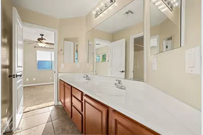 2024 W Bonanza Lane, Phoenix, AZ 85085 - Photo 29