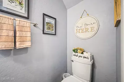 8713 W Lisbon Lane, Peoria, AZ 85381 - Photo 19