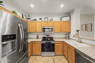 8713 W Lisbon Ln, Peoria, AZ 85381 - Photo 15