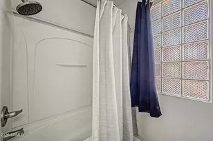 8713 W Lisbon Ln, Peoria, AZ 85381 - Photo 25