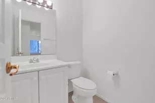 3415 E Menadota Dr, Phoenix, AZ 85050 - Photo 15