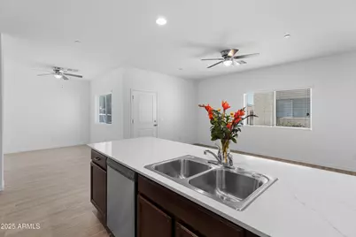 15636 N 29th Street #Unit 1, Phoenix, AZ 85032 - Photo 9