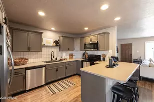 3708 W Berridge Ln, Phoenix, AZ 85019 - Photo 17