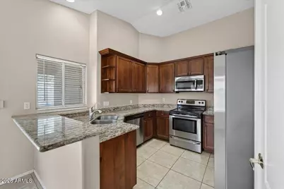 20270 N 82nd Lane N, Peoria, AZ 85382 - Photo 7