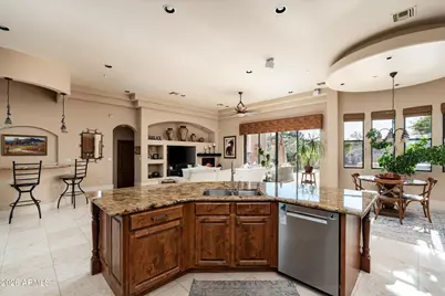 16740 E Kingstree Boulevard, Fountain Hills, AZ 85268 - Photo 19