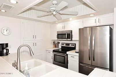 9705 E Mountain View Road #1131, Scottsdale, AZ 85258 - Photo 11