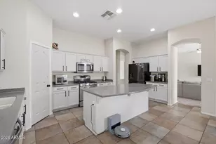 13041 W Estero Ln, Litchfield Park, AZ 85340 - Photo 9