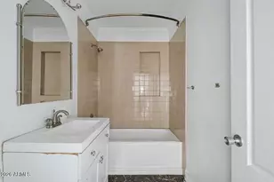 1118 W Lynwood St, Phoenix, AZ 85007 - Photo 29