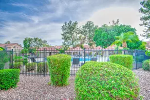 1633 E Lakeside Dr, Gilbert, AZ 85234 - Photo 21