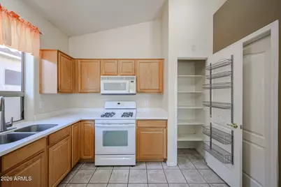 18100 N Coconino Drive, Surprise, AZ 85374 - Photo 17