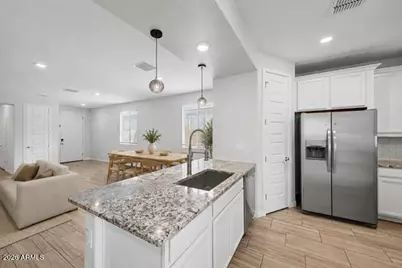 327 W Tamarack Drive, San Tan Valley, AZ 85140 - Photo 13