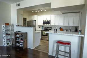 3302 N 7th St, Phoenix, AZ 85014 - Photo 1