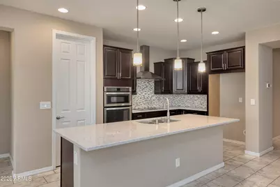 6516 W Madre Del Oro Drive, Phoenix, AZ 85083 - Photo 7