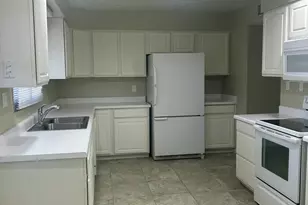 6523 S La Corta Dr, Tempe, AZ 85283 - Photo 9