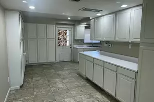 6523 S La Corta Dr, Tempe, AZ 85283 - Photo 11
