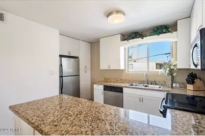 6936 E 4th Street #13, Scottsdale, AZ 85251 - Photo 9