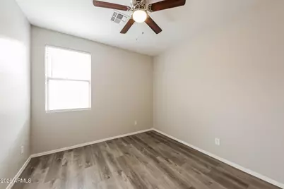 26910 N 84th Lane, Peoria, AZ 85383 - Photo 13