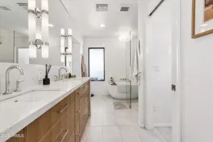 511 E Orange Dr, Phoenix, AZ 85012 - Photo 23