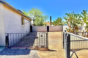 12600 W Obregon Dr, Arizona City, AZ 85123 - Photo 35