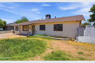 4832 W Earll Drive, Phoenix, AZ 85031 - Photo 3