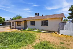 4832 W Earll Dr, Phoenix, AZ 85031 - Photo 3
