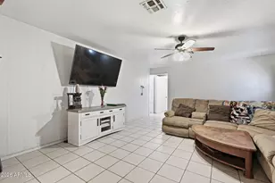 4832 W Earll Dr, Phoenix, AZ 85031 - Photo 5