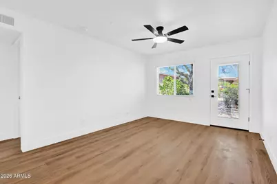 4323 N 13th Place, Phoenix, AZ 85014 - Photo 9