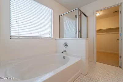 1061 S Hawk Lane, Gilbert, AZ 85296 - Photo 17