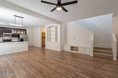 1061 S Hawk Lane, Gilbert, AZ 85296 - Photo 9