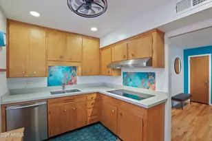 170 E Coronado Rd, Phoenix, AZ 85004 - Photo 15