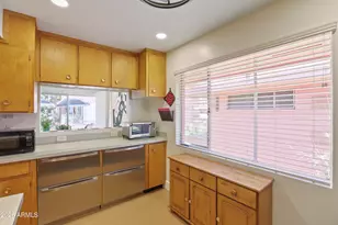 170 E Coronado Rd, Phoenix, AZ 85004 - Photo 17