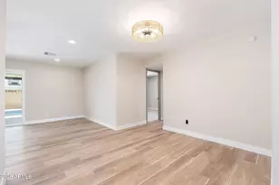 4201 W Luke Ave, Phoenix, AZ 85019 - Photo 15
