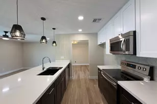 4201 W Luke Ave, Phoenix, AZ 85019 - Photo 11