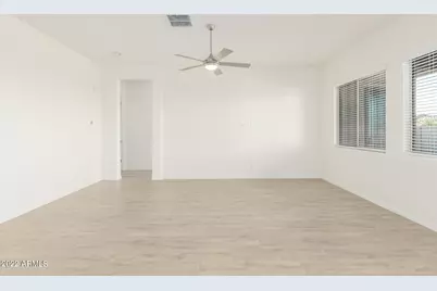 18545 W Chuckwalla Canyon Road, Goodyear, AZ 85338 - Photo 5