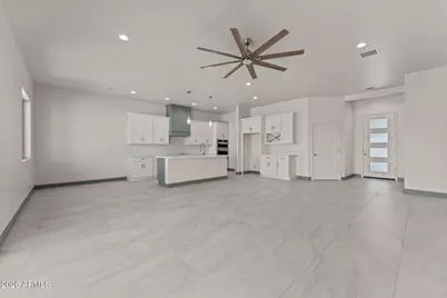 28583 N 257th Drive, Wittmann, AZ 85361 - Photo 7