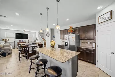 17237 W Williams Street, Goodyear, AZ 85338 - Photo 7