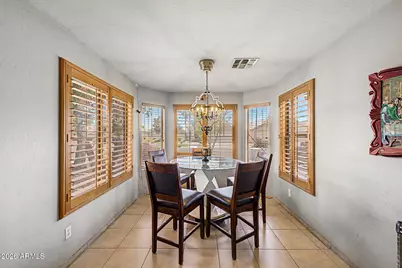 10810 W Virginia Avenue, Avondale, AZ 85392 - Photo 9