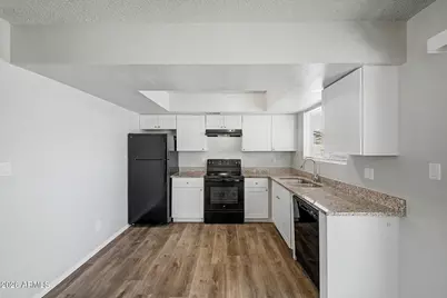1022 W Anderson Drive, Phoenix, AZ 85023 - Photo 11