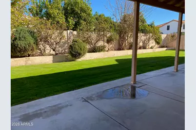 3358 E Wickieup Lane, Phoenix, AZ 85050 - Photo 35