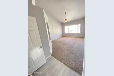3358 E Wickieup Lane, Phoenix, AZ 85050 - Photo 23