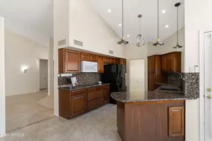 13917 W Summerstar Dr, Sun City West, AZ 85375 - Photo 21
