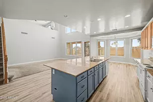 4012 W Lydia Ln, Phoenix, AZ 85041 - Photo 13